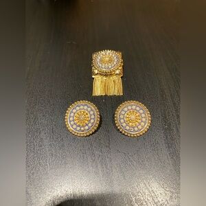 Unusual Vintage Costume Jewelry Brass Chain Fringe Brooch Faux Pearl